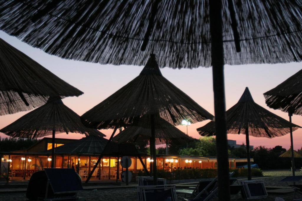 African Beach Hotel-Residence Manfredonia Exterior photo