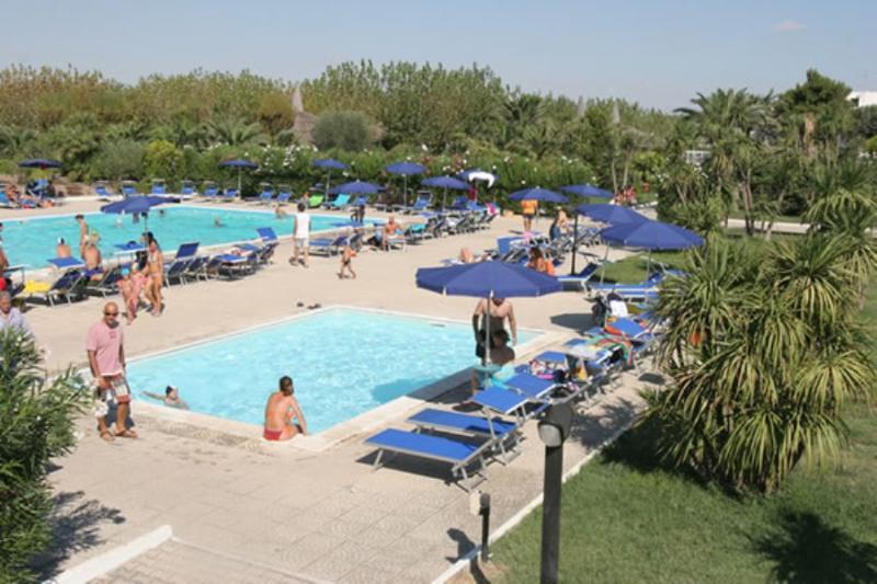 African Beach Hotel-Residence Manfredonia Exterior photo