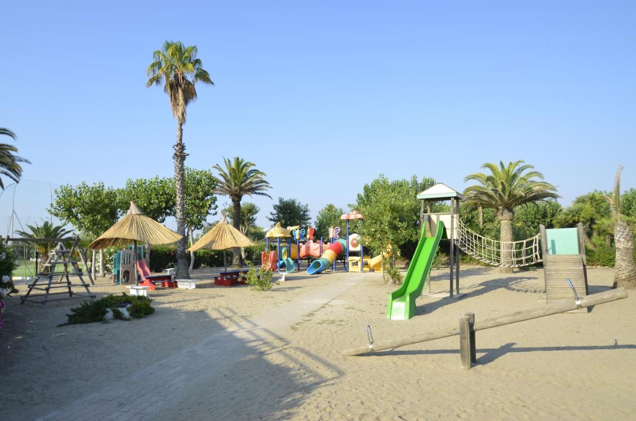 African Beach Hotel-Residence Manfredonia Exterior photo