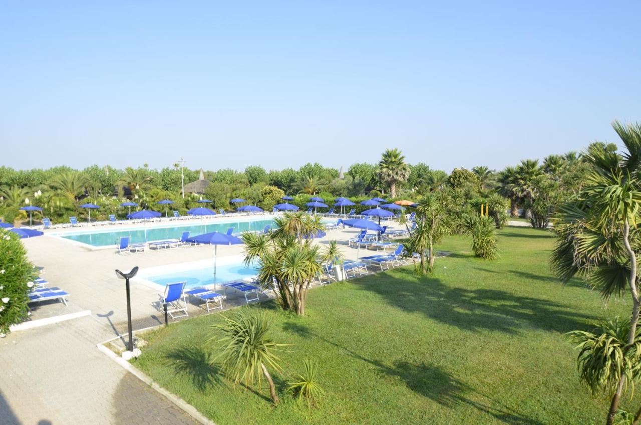 African Beach Hotel-Residence Manfredonia Exterior photo